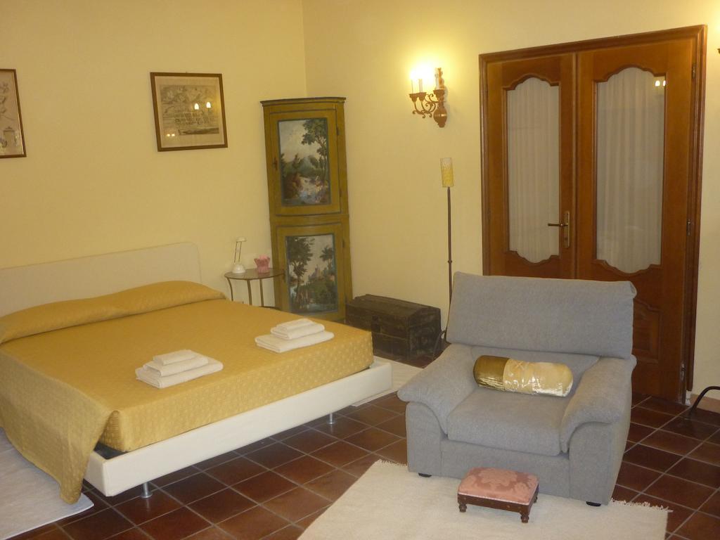 Art Peace And Food Villanova d'Asti Room photo